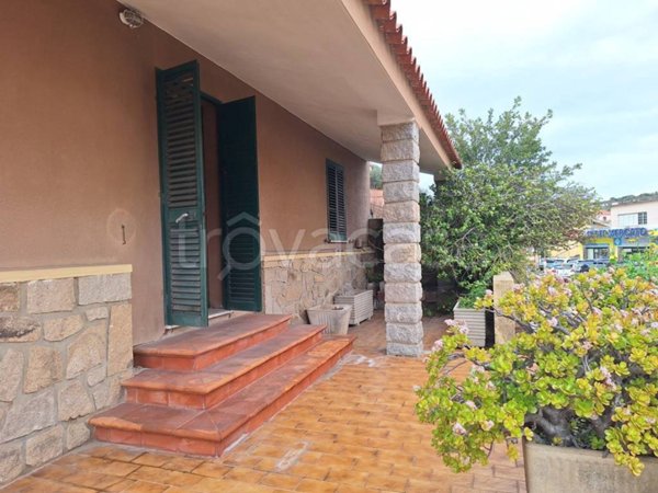 casa indipendente in vendita a La Maddalena