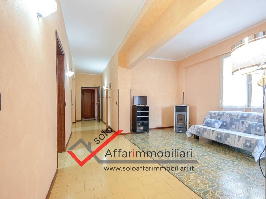 appartamento in vendita a La Maddalena in zona Moneta