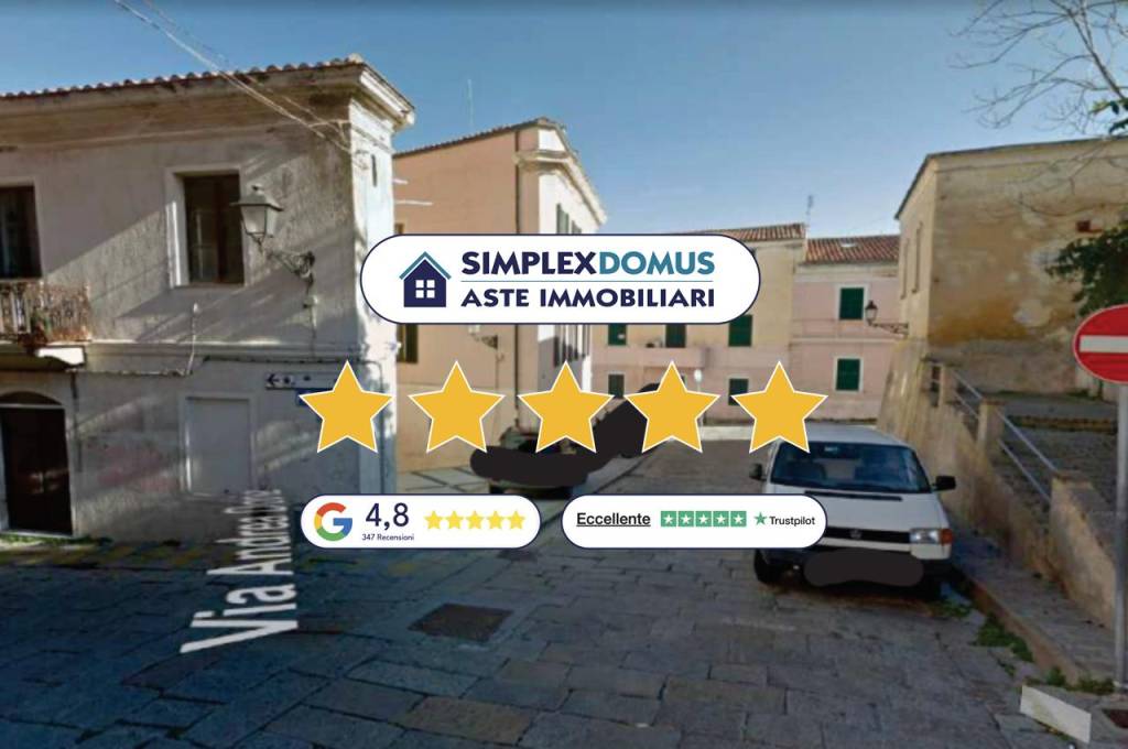 appartamento in vendita a La Maddalena in zona Moneta