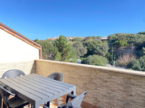 appartamento in vendita a La Maddalena in zona Moneta