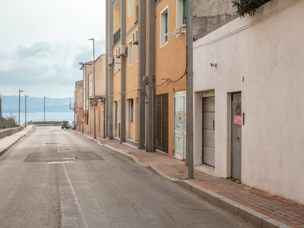 casa indipendente in vendita a La Maddalena in zona Moneta