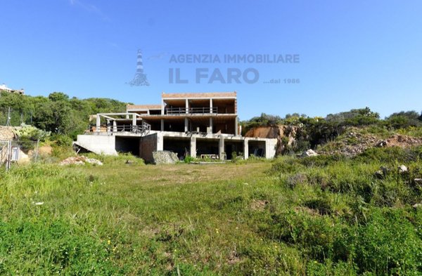 casa indipendente in vendita a La Maddalena
