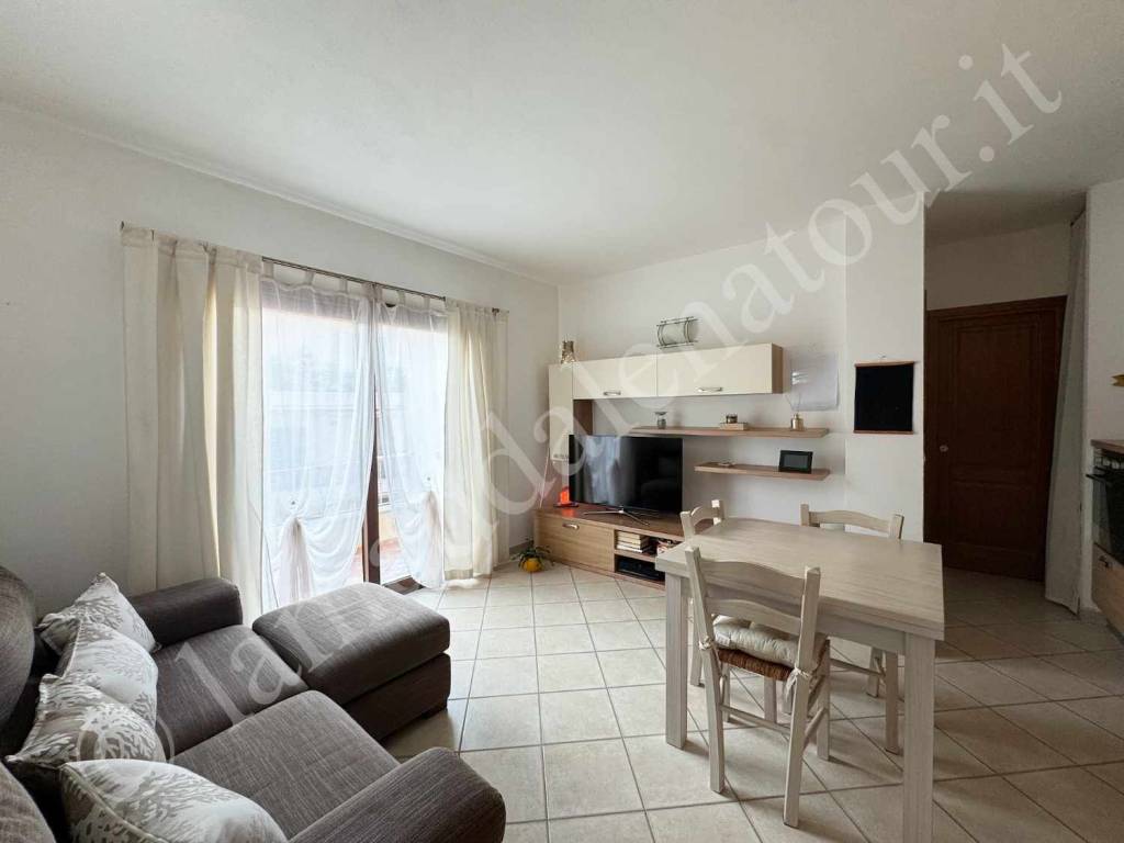 appartamento in vendita a La Maddalena in zona Moneta
