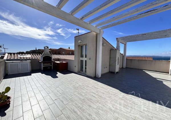 appartamento in vendita a La Maddalena in zona Moneta