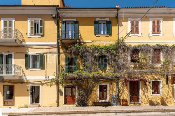 appartamento in vendita a La Maddalena in zona Moneta