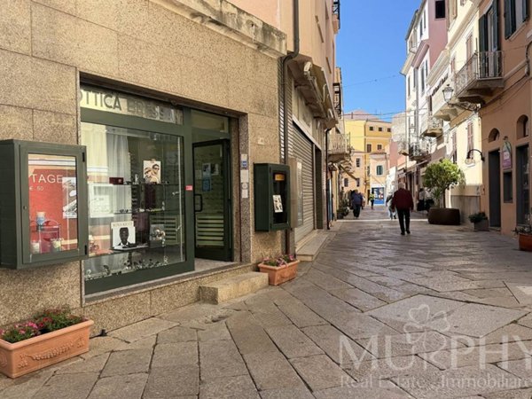 negozio in vendita a La Maddalena
