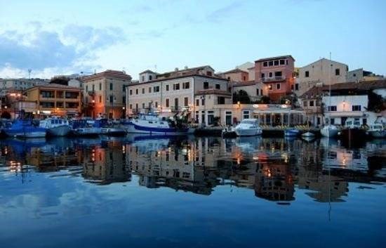 appartamento in vendita a La Maddalena in zona Moneta