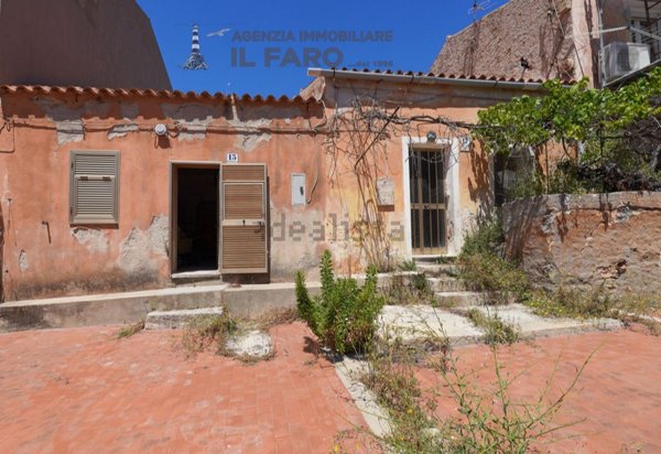 casa indipendente in vendita a La Maddalena