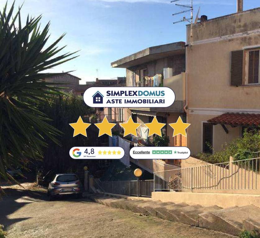 appartamento in vendita a La Maddalena in zona Moneta