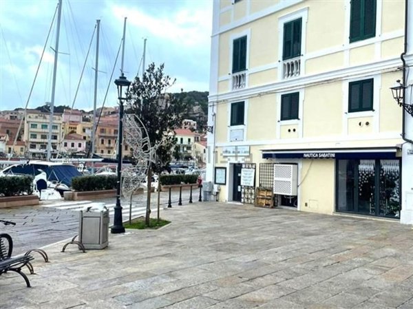 appartamento in vendita a La Maddalena in zona Moneta
