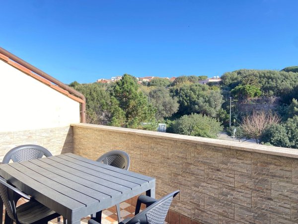 appartamento in vendita a La Maddalena in zona Moneta