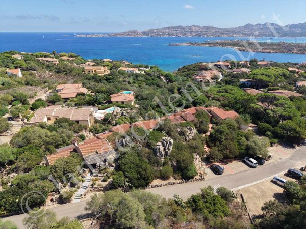 casa indipendente in vendita a La Maddalena in zona Moneta