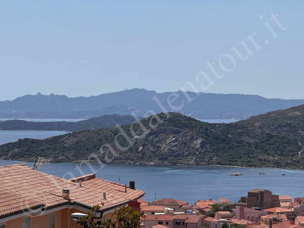 appartamento in vendita a La Maddalena in zona Moneta