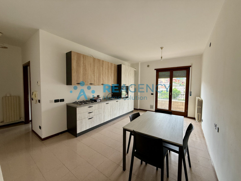 appartamento in vendita a La Maddalena in zona Moneta