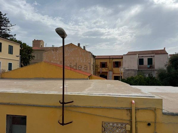 appartamento in vendita a La Maddalena in zona Moneta
