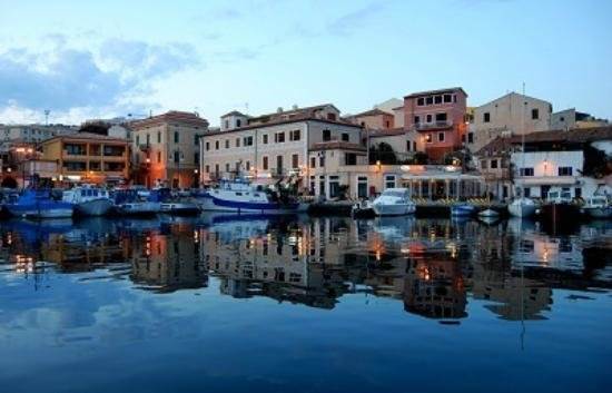 appartamento in vendita a La Maddalena in zona Moneta