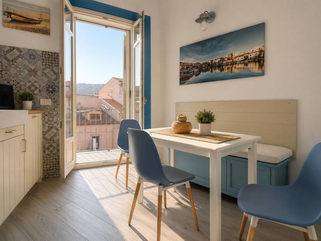 appartamento in vendita a La Maddalena in zona Moneta