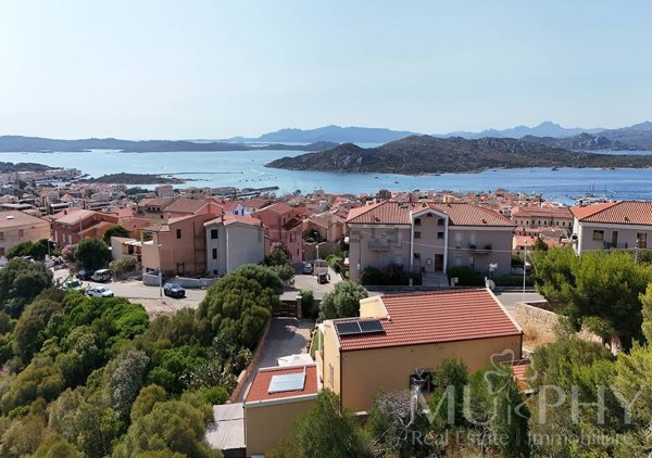 casa indipendente in vendita a La Maddalena in zona Moneta