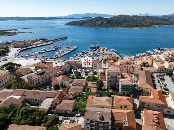 appartamento in vendita a La Maddalena in zona Moneta