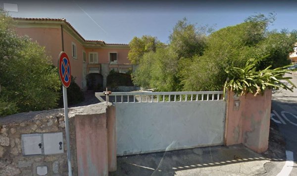 casa indipendente in vendita a La Maddalena in zona Moneta