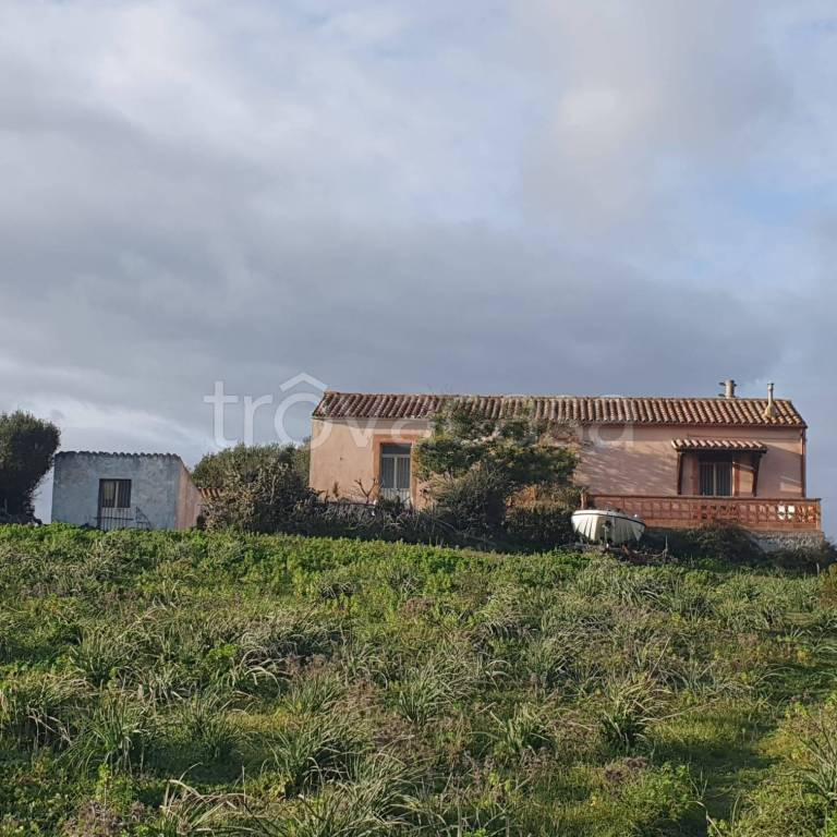 casa indipendente in vendita a Luogosanto