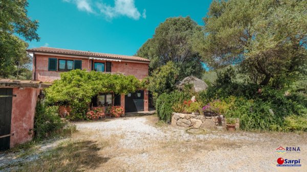 casa indipendente in vendita a Luogosanto