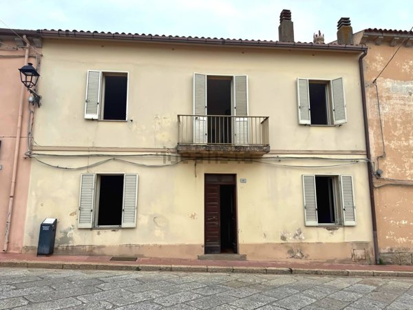 casa indipendente in vendita a Luogosanto