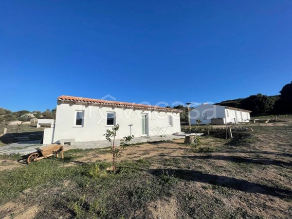 casa indipendente in vendita a Luogosanto