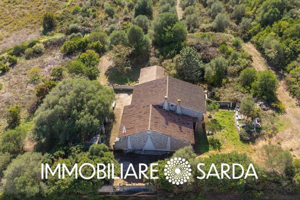 casa indipendente in vendita a Luogosanto