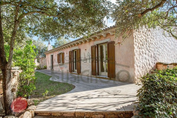 casa indipendente in vendita a Luogosanto