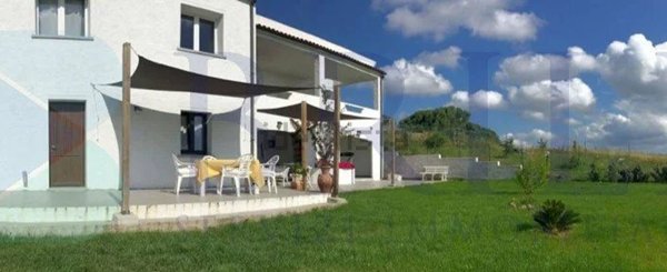 casa indipendente in vendita a Luogosanto