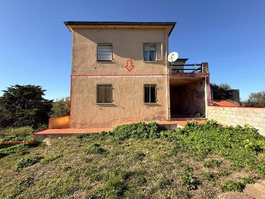casa indipendente in vendita a Luogosanto