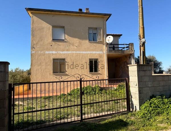 casa indipendente in vendita a Luogosanto