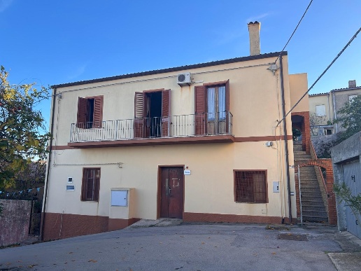 casa indipendente in vendita a Luogosanto