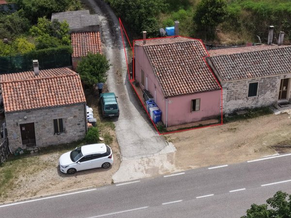 casa indipendente in vendita a Luogosanto