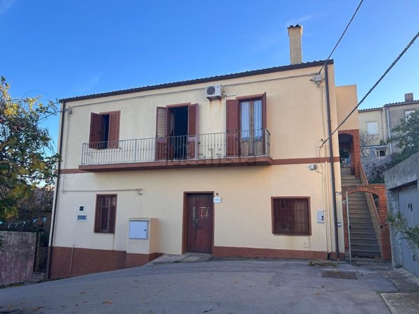 casa indipendente in vendita a Luogosanto