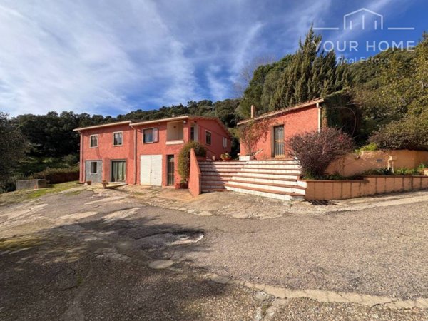 casa indipendente in vendita a Luras
