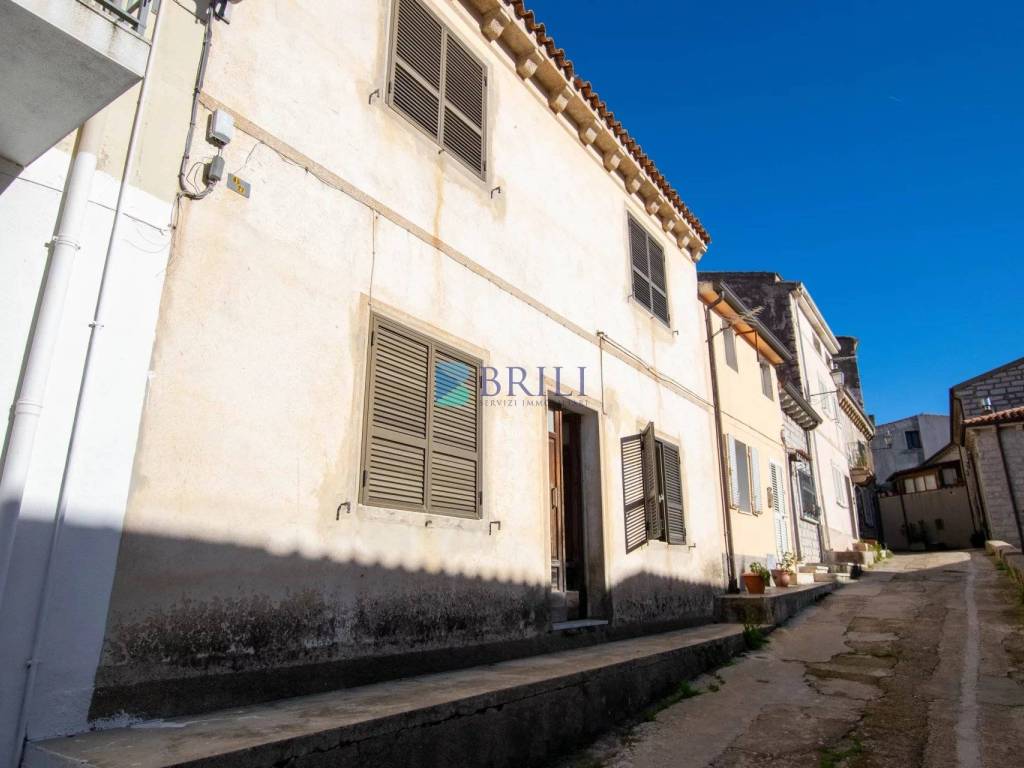 casa indipendente in vendita a Luras