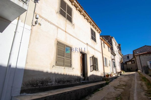 casa indipendente in vendita a Luras