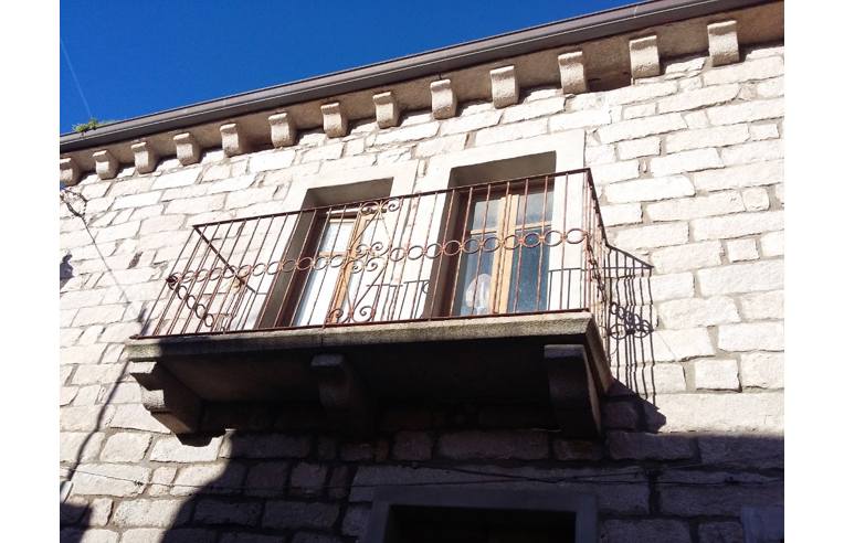 casa indipendente in vendita a Luras