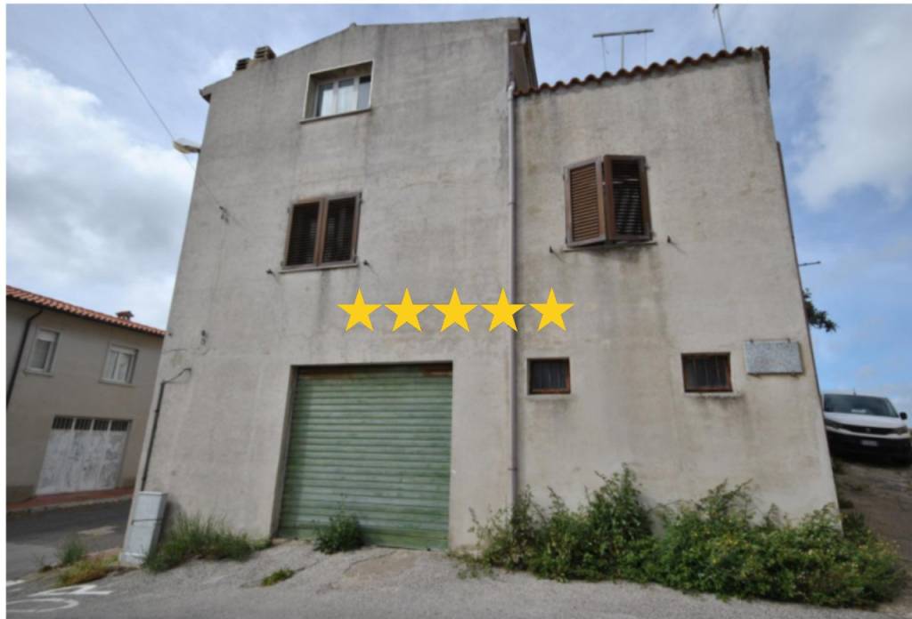 appartamento in vendita a Luras