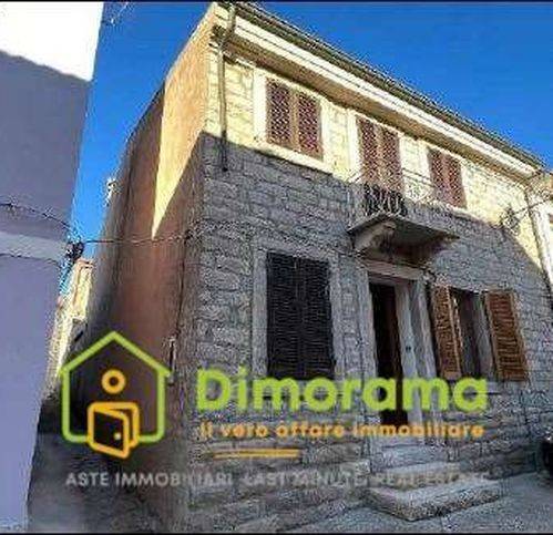 appartamento in vendita a Luras