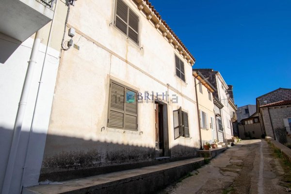 casa indipendente in vendita a Luras