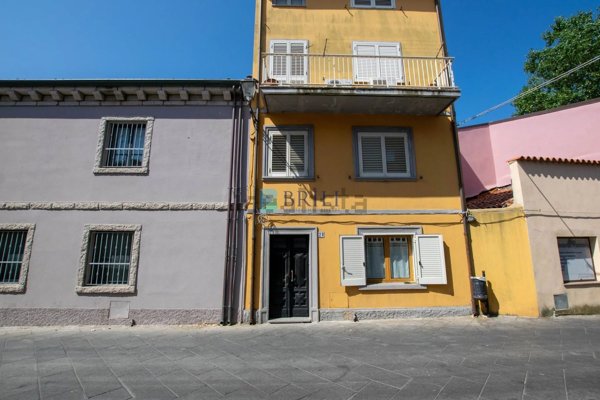 casa indipendente in vendita a Luras