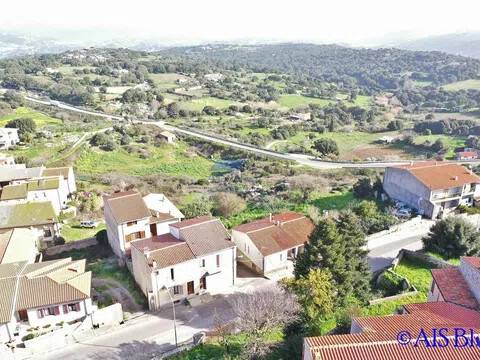 appartamento in vendita a Luras