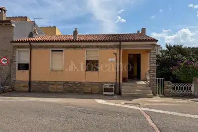 casa indipendente in vendita a Luras