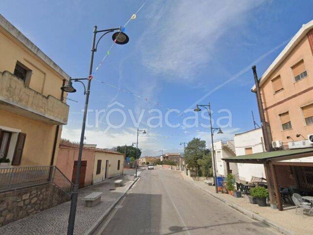 negozio in vendita a Monti