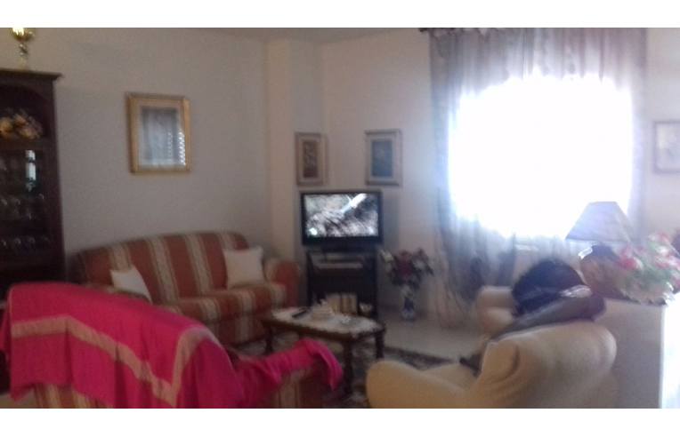 casa indipendente in vendita a Monti