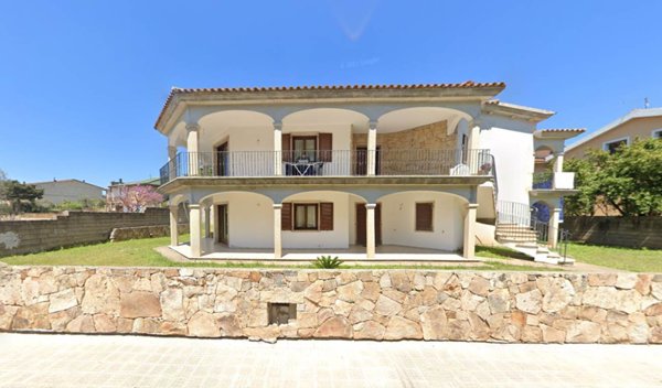 casa indipendente in vendita a Monti