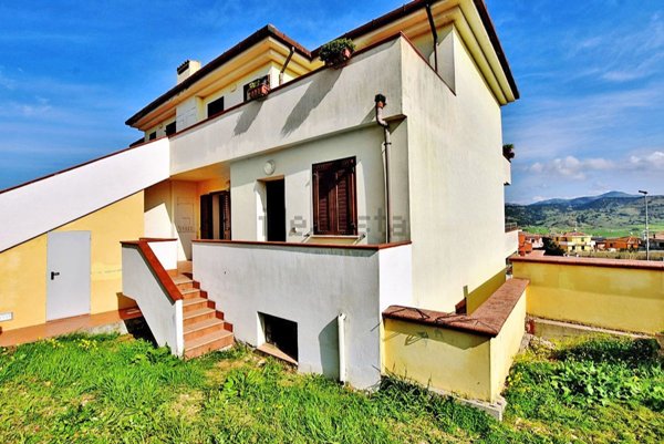 appartamento in vendita a Muros